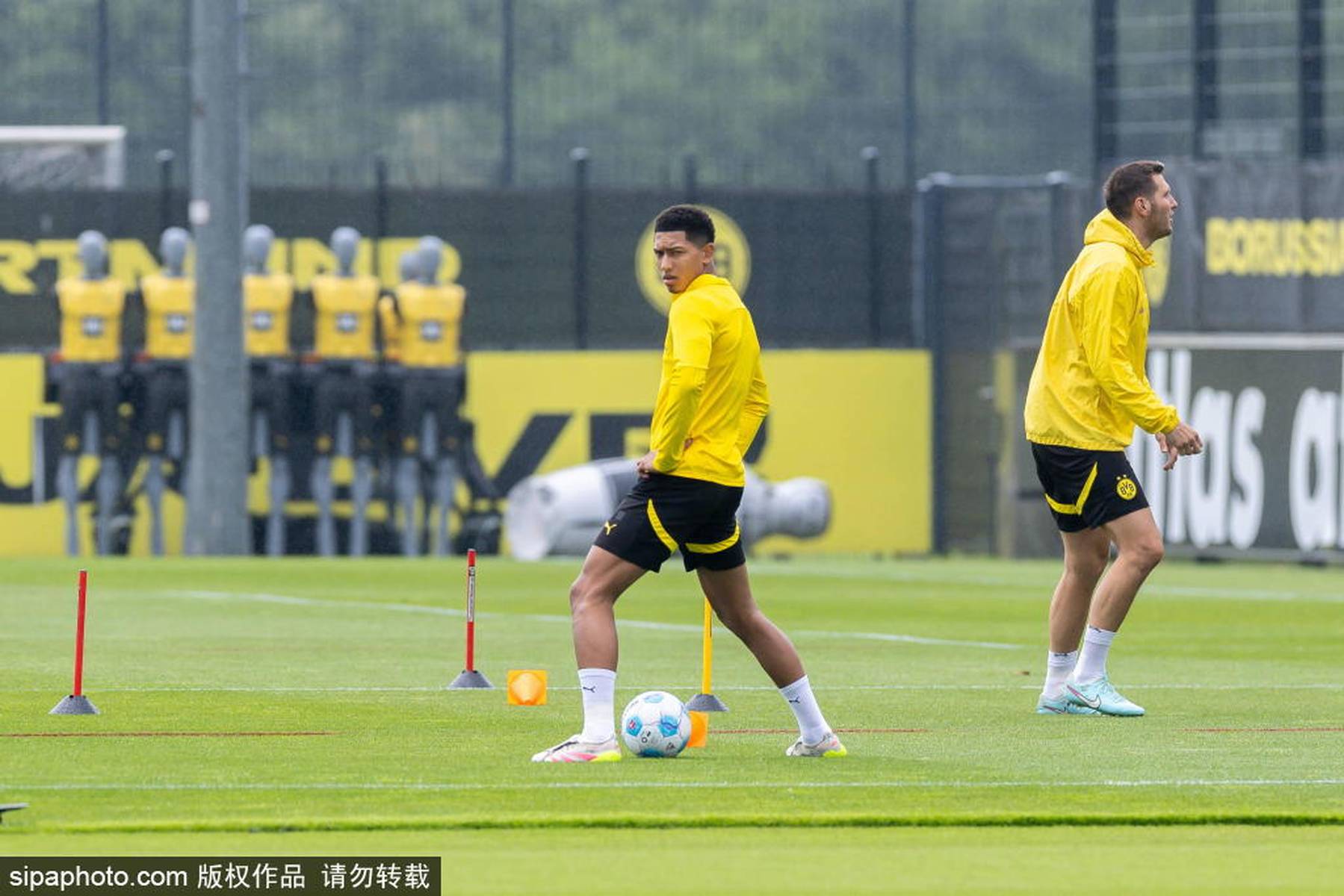 od体育app下载地址-热门球队备战国际球赛，实力出众(热门球队备战国际球赛,实力出众吗)