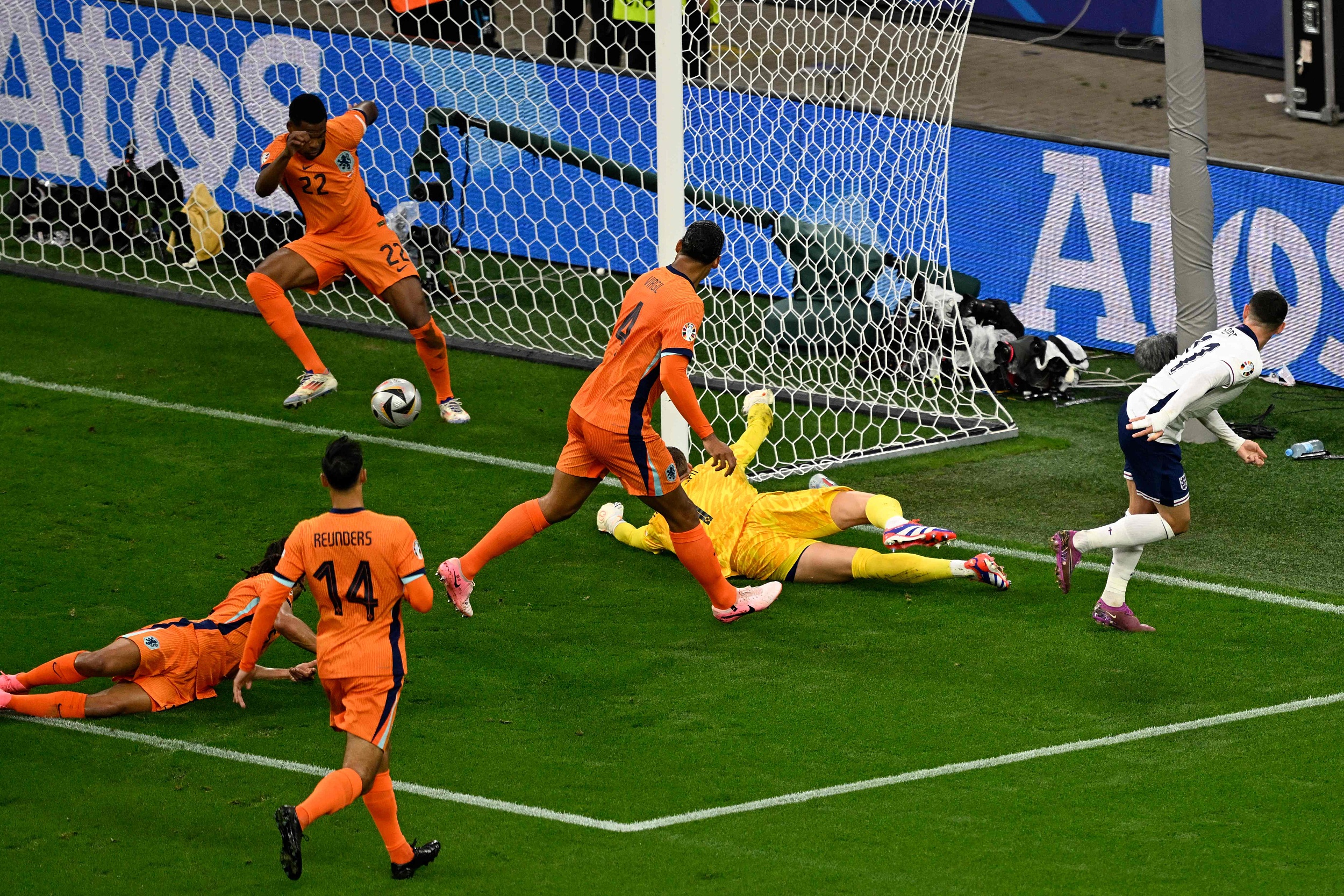 od体育登录-关于乌克兰逆转英格兰，历史性晋级欧锦赛半决赛的信息