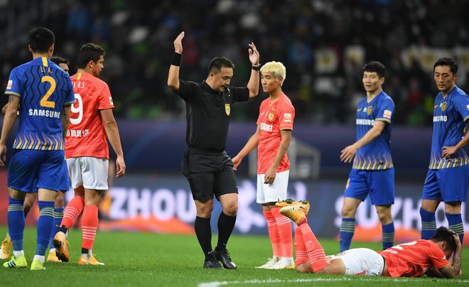 od体育网站-出奇制胜！球队巧妙对敌赢局