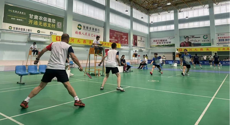 od体育登录-包含体育健儿鏖战球场,精彩对决震撼世界的词条