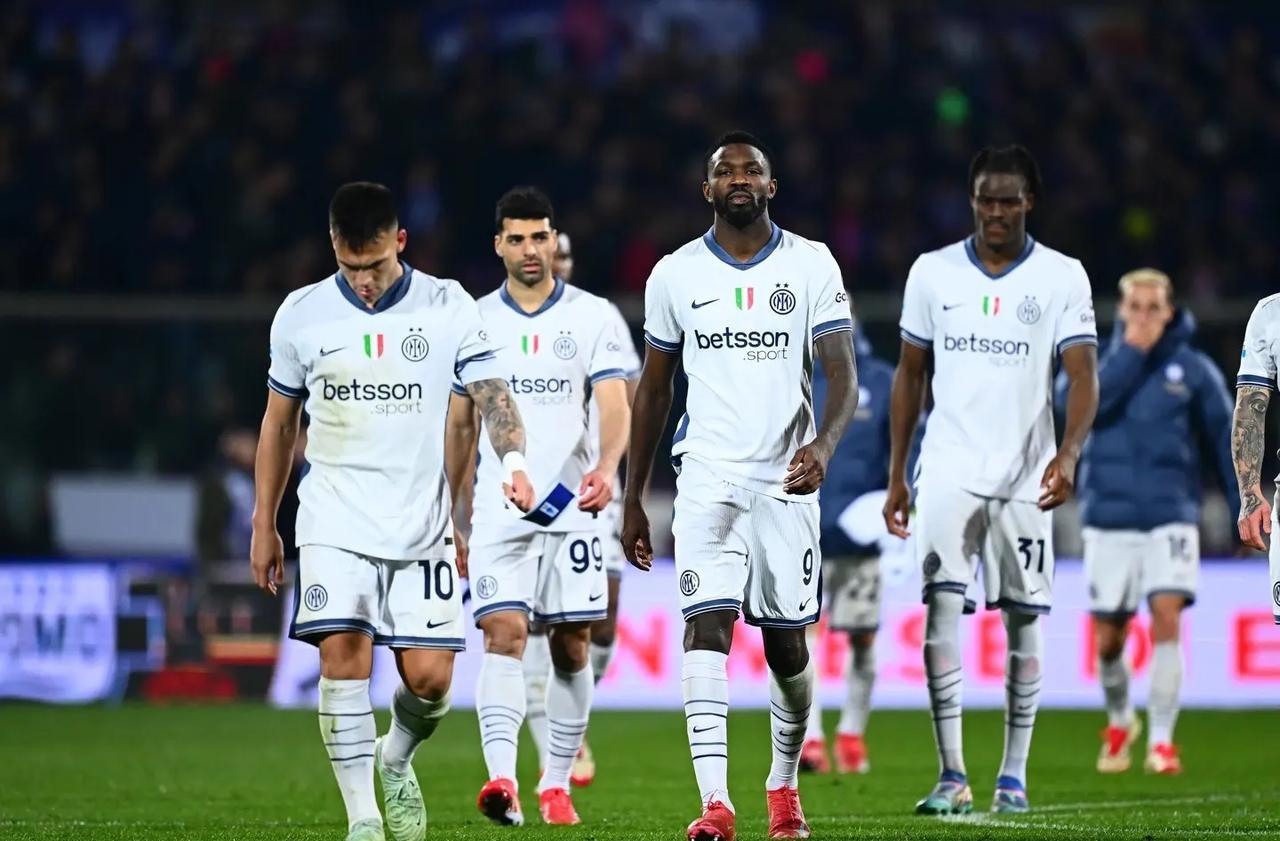 od体育网址-佛罗伦萨客场逆袭，球队走出低谷